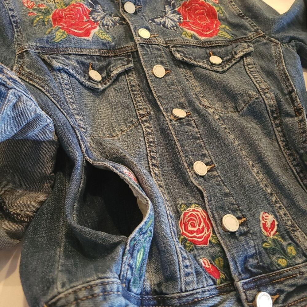 Blank NYC Floral Rose Butterfly Embroidered Distressed Denim Jean Jacket✨️XS - Picture 13 of 16